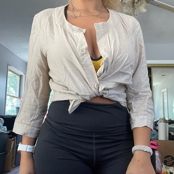 COUNTERPARTS Size 6 Tan Long Sleeve/Shacket - Picture 3 of 8